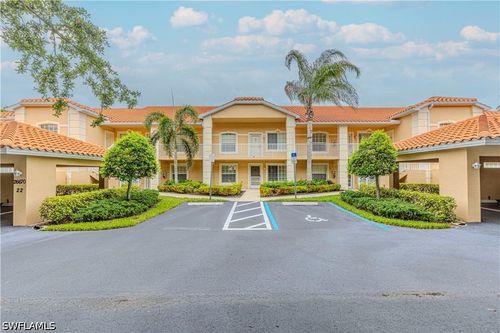 201-26670 Rosewood Pointe Dr, BONITA SPRINGS, FL, 34135-7554 | Card Image