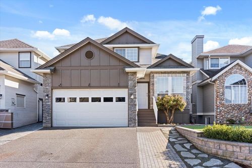 5690 Lindys Dr, Chilliwack, BC, V2R5T2 | Card Image