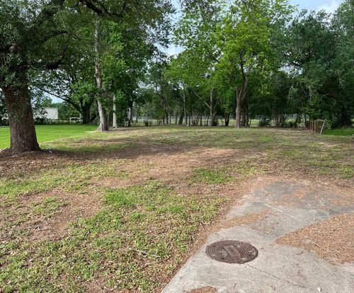 1921 Avenue D, Port Neches, TX, 77651-2645 | Card Image