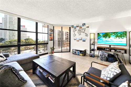 apt-b711-1901 Brickell Ave, Miami, FL, 33129-1748 | Card Image