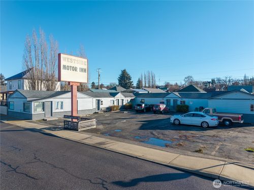 407 W 1st Ave, Ritzville, WA, 99169-1919 | Card Image