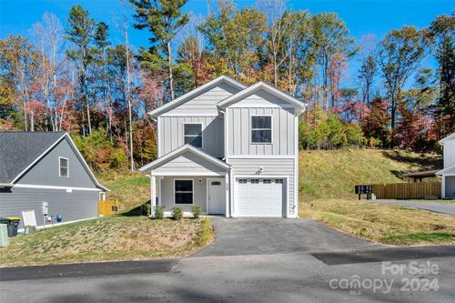 150 Northbend Drive, Asheville, NC, 28804 | Card Image