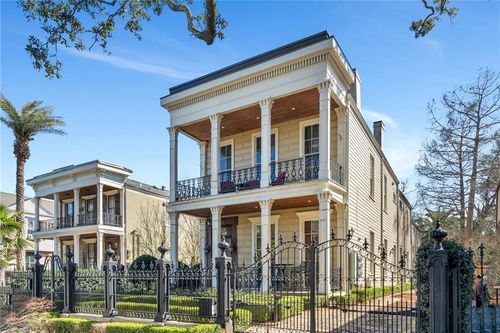 5-2326 Magazine St, New Orleans, LA, 70130-5643 | Card Image