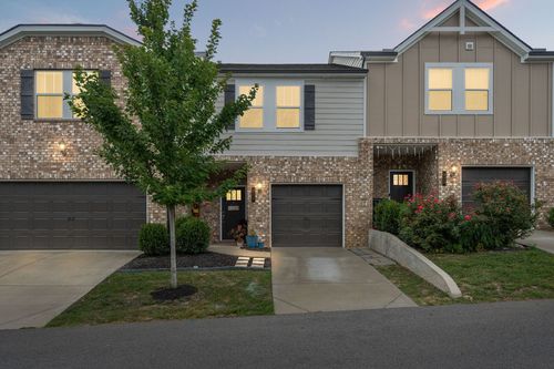 822 Arrington Way, Columbia, TN, 38401-1689 | Card Image