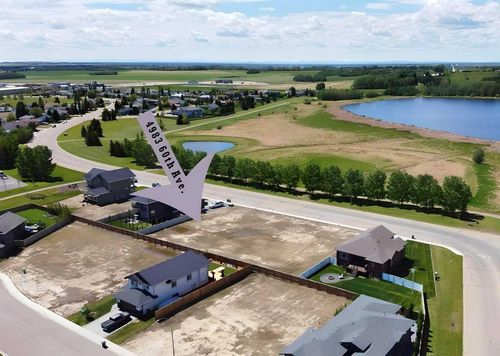 4983 60 Ave, Innisfail, AB, T4G0N6 | Card Image