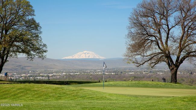 YCC with Mt. Adams | Image 47