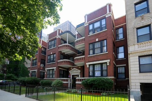 apt-1b-445 W Melrose St, Chicago, IL, 60657-3844 | Card Image