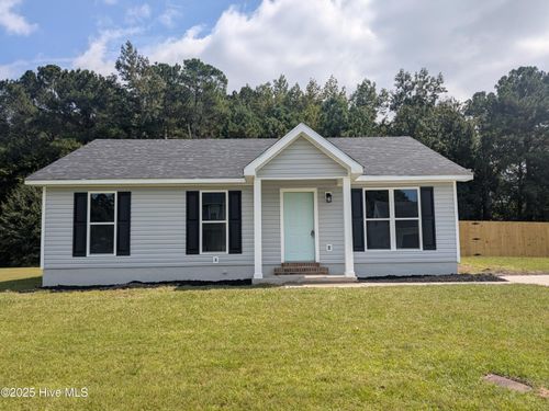 104 Falcon Crest Rd, Jacksonville, NC, 28540-3086 | Card Image