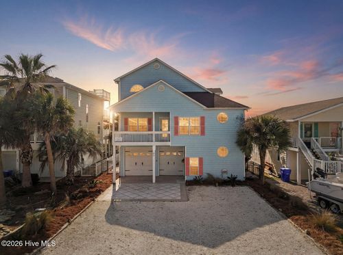 41 Wilmington St, Ocean Isle Beach, NC, 28469-7636 | Card Image