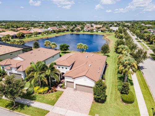 5610 Rain Lily Ct, SARASOTA, FL, 34238-2125 | Card Image