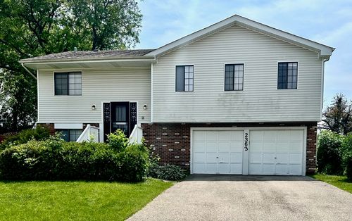 2363 Cove Dr, Hanover Park, IL, 60133-6009 | Card Image