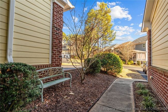 82 Pine Hawk Dr, Townhouse with 3 bedrooms, 3 bathrooms and null parking in Spring Lake NC | Image 4