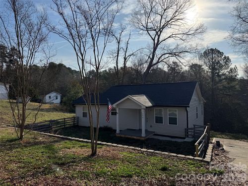 396 Cameron Ave Ne, Concord, NC, 28025-2610 | Card Image
