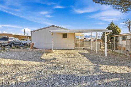 3821 N Robin Dr, Prescott Valley, AZ, 86314-8147 | Card Image