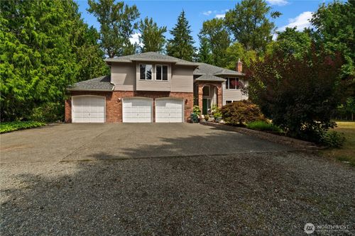 23924 Se 186th St, Maple Valley, WA, 98038-7214 | Card Image