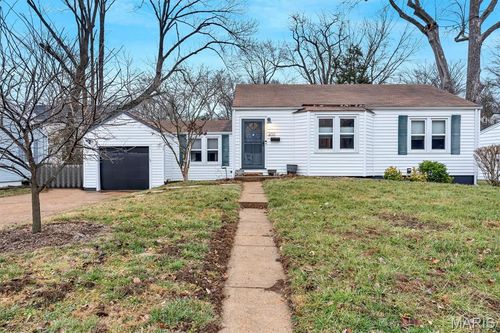 400 Corona Ct, Webster Groves, MO, 63119-2426 | Card Image