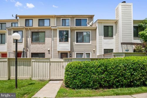 20216 Grazing Way, MONTGOMERY VILLAGE, MD, 20886-1217 | Card Image