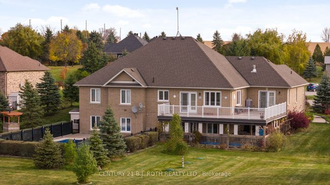 10 Brolley Cres, House other with 4 bedrooms, 4 bathrooms and 10 parking in Thornton ON | Image 36