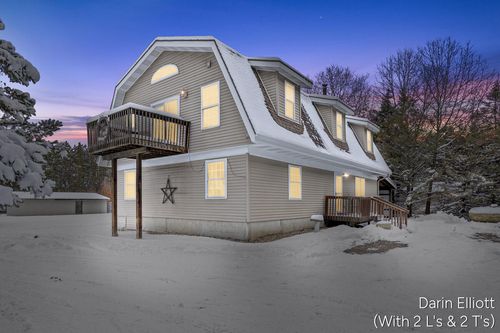 5299 Borden Rd, Fenwick, MI, 48834-9683 | Card Image