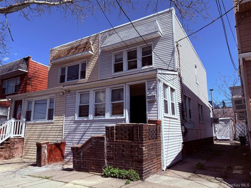 54-33 44th St, Maspeth, NY, 11378-1031 | Card Image