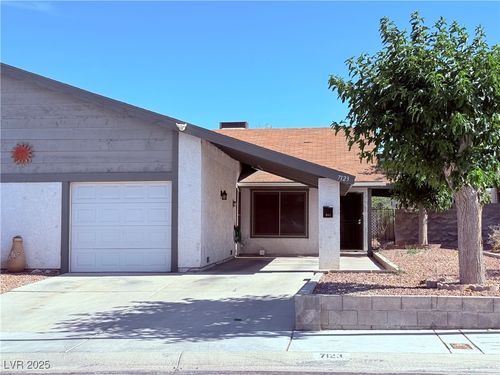7123 Kenwood St, Las Vegas, NV, 89147-4737 | Card Image