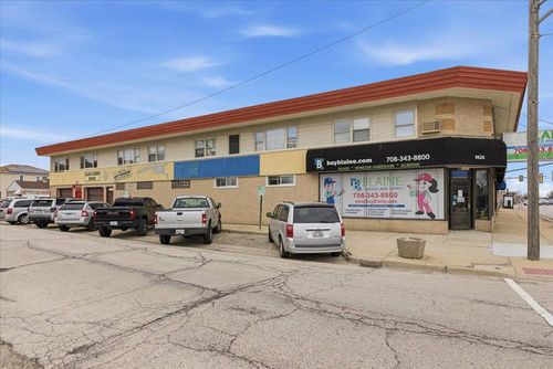 9620 Grand Ave, Franklin Park, IL, 60131-3377 | Card Image