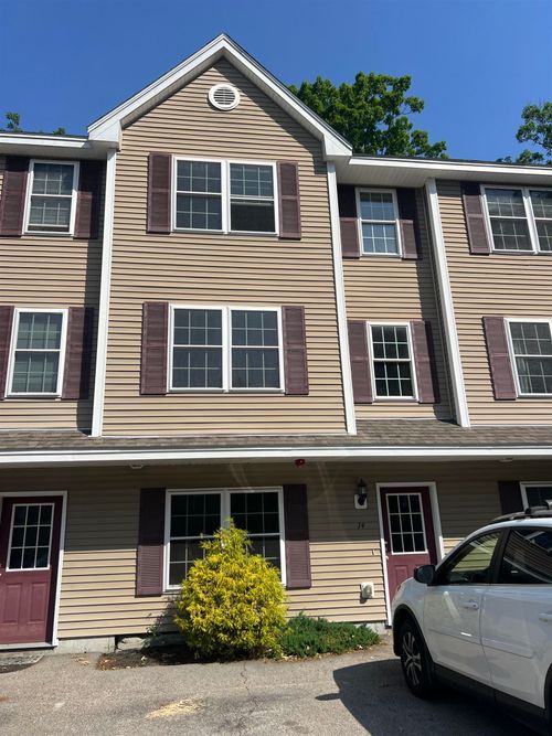 14 Centennial Dr, Dover, NH, 03820-4960 | Card Image