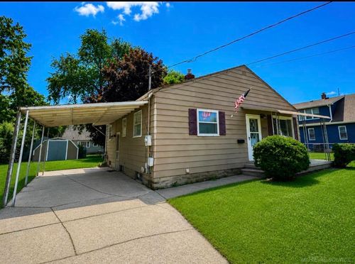 3001 Brandon St, Flint, MI, 48503-6604 | Card Image