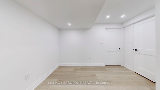 BSMT - 1428 Mockingbird Sq, House other with 1 bedrooms, 1 bathrooms and 1 parking in Pickering ON | Image 8