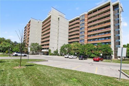 510-2301 Derry Rd W, Mississauga, ON, L5N2R4 | Card Image