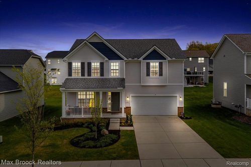 8401 Sharon Dr, White Lake, MI, 48386-3477 | Card Image