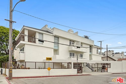 3503 Esplanade, Marina del Rey, CA, 90292 | Card Image
