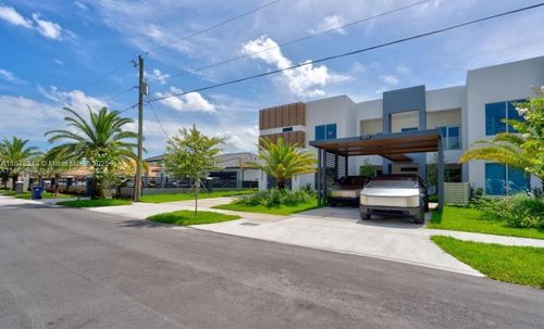 3909 Sw 138th Ave, Miami, FL, 33175-6436 | Card Image