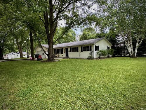 701 W North St, Fremont, IN, 46737-2128 | Card Image