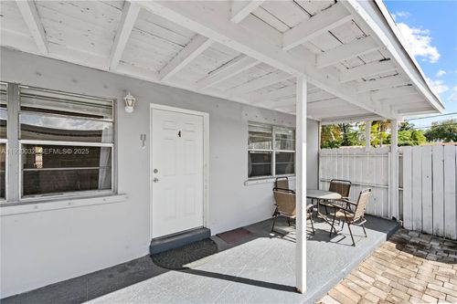 4-1127 Ne 5th Ave, Fort Lauderdale, FL, 33304-4900 | Card Image