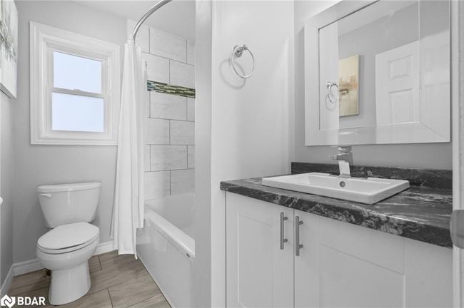4 - 1 Olive Cres, Townhouse with 2 bedrooms, 3 bathrooms and 1 parking in Orillia ON | Image 16