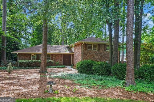 2113 Lavista Cir, Tucker, GA, 30084-5412 | Card Image