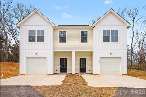 1725 E Cloaninger Ave, Statesville, NC, 28625-6307 | Card Image
