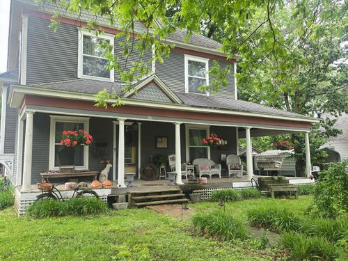 106 N Main St, Greenfield, MO, 65661-1119 | Card Image