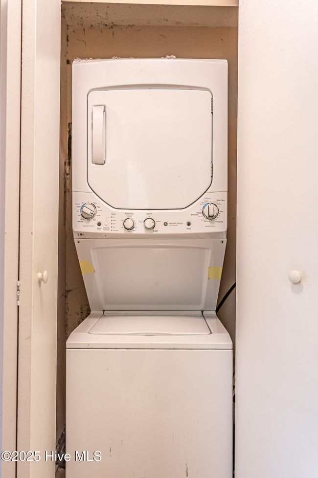 421 Foxcroft Cir, Condo with 2 bedrooms, 2 bathrooms and null parking in Jackson Springs NC | Image 15