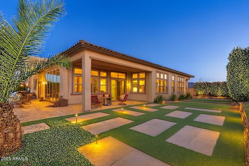 9148 W Parkside Ln, Peoria, AZ, 85383-4258 | Card Image