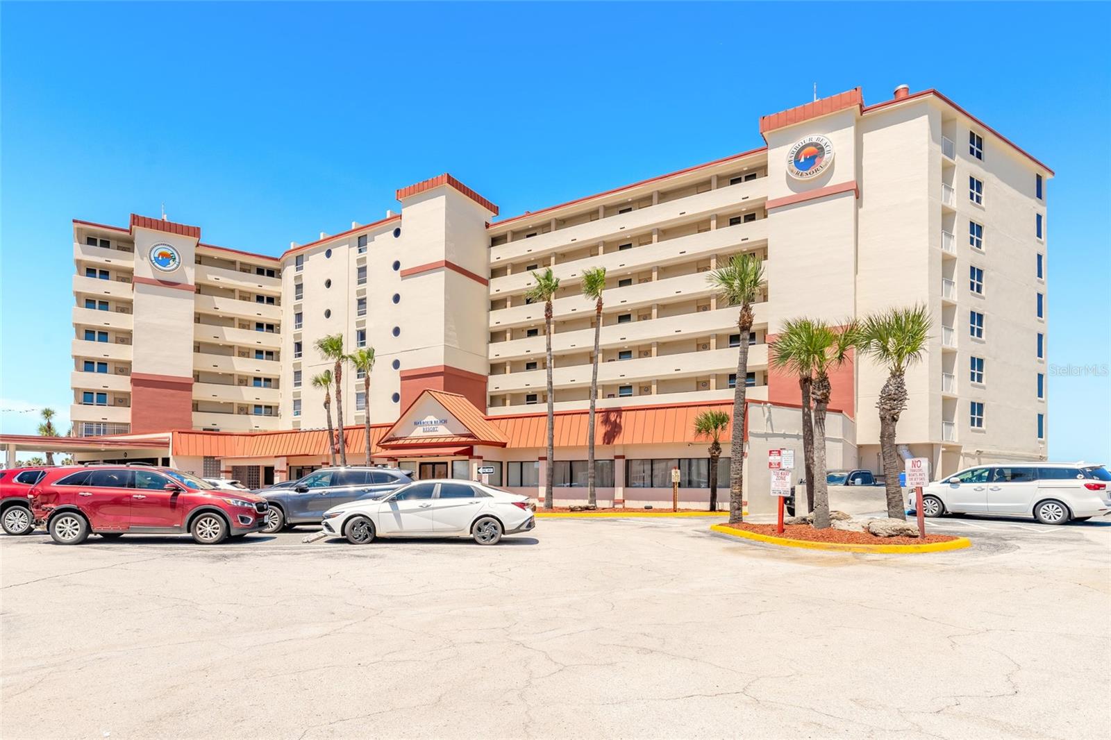 Residential in DAYTONA BEACH