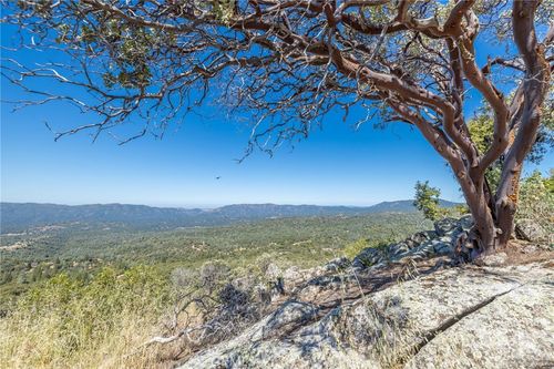 49 Acres Old Yosemite Road, Oakhurst, CA, 93644 | Card Image