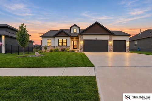 11010 N 169th St, Bennington, NE, 68007-5059 | Card Image