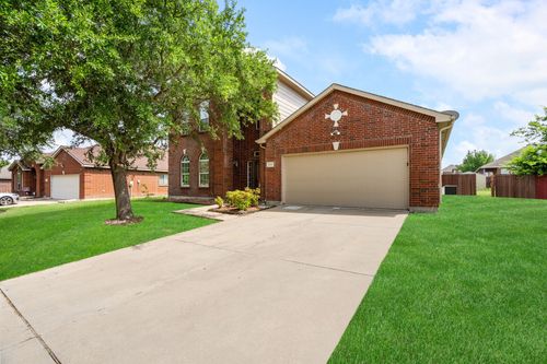 1738 Rock Ridge Dr, Cedar Hill, TX, 75104-3915 | Card Image
