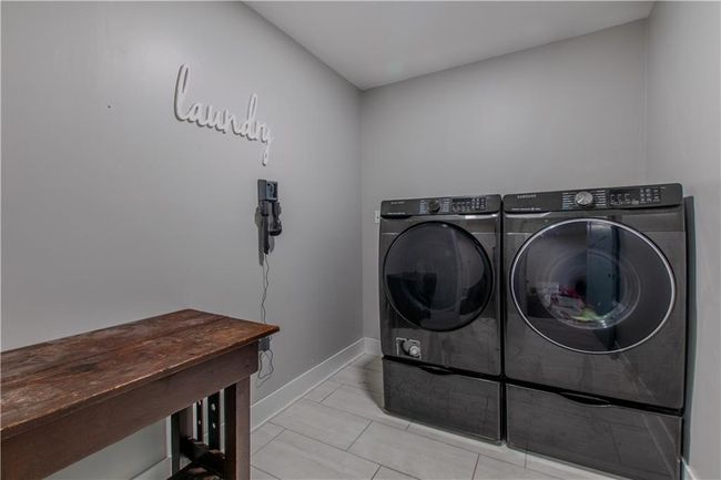Laundry room - main floor | Image 16