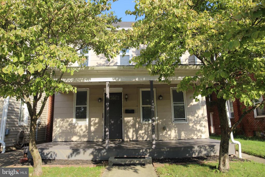 Pleasant Ave, Dallastown, PA 17313