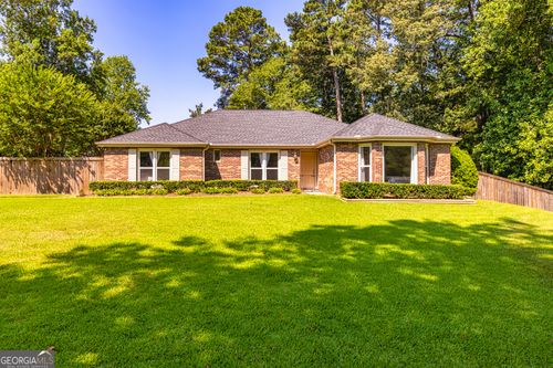 110 Birch Ct, Fayetteville, GA, 30214-1232 | Card Image