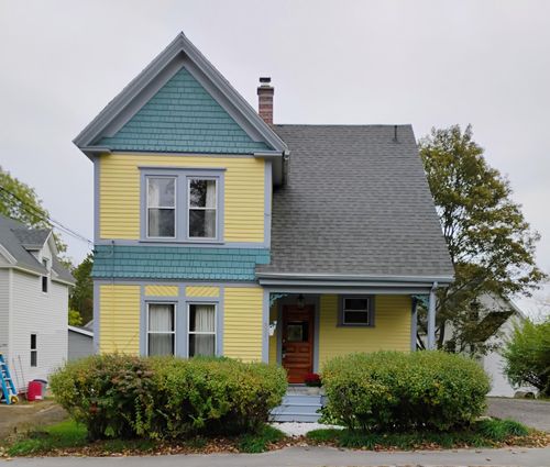 533 High St, Bath, ME, 04530-1802 | Card Image