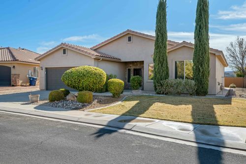 954 N Ocotillo Dr, Washington, UT, 84780-8870 | Card Image